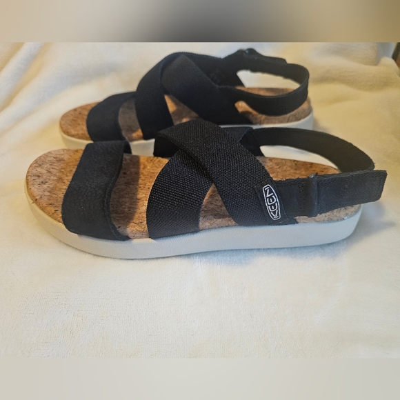 Women's KEEN Elle Criss Cross Sandals - Picture 6 of 8